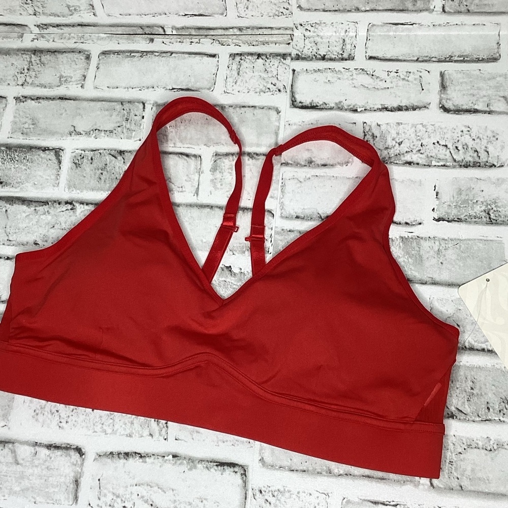 Fabletics red V line padded sports Bra buckled straps size: XXL/14-16 NWT